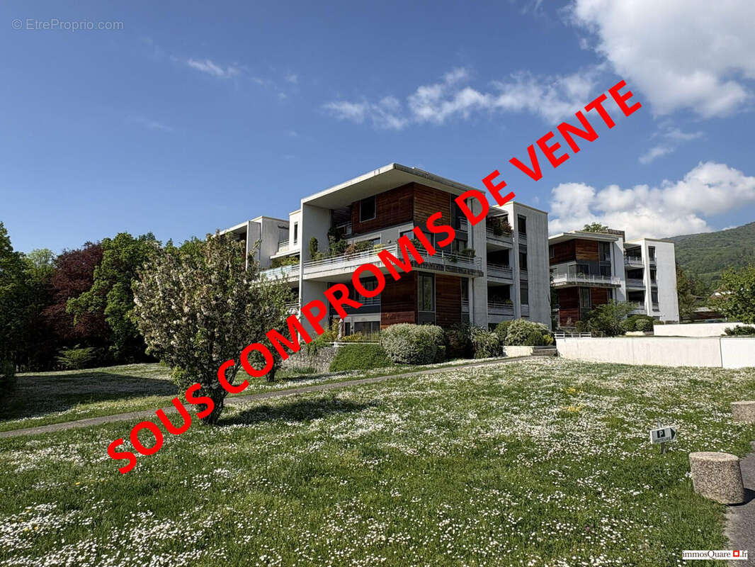 Appartement à MEYLAN