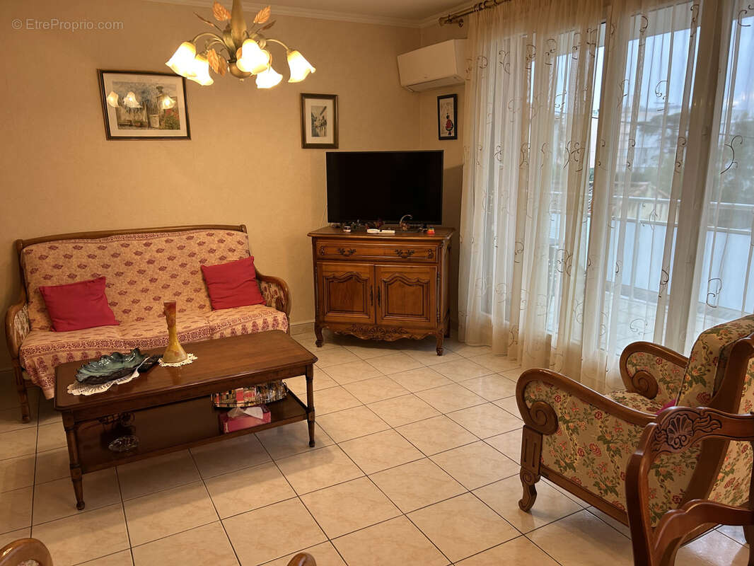Appartement à MARSEILLE-8E
