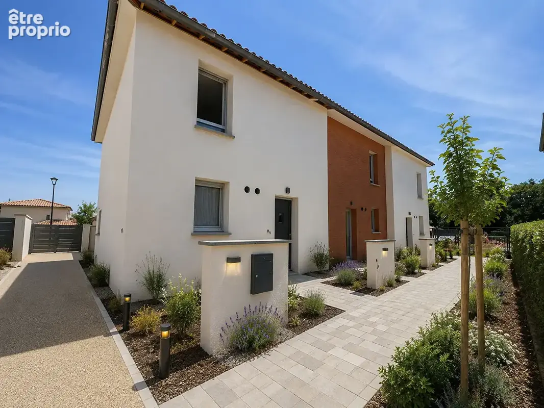 Maison 4 pièces 85 m2 + Terrasse / Jardin / Parking ! Rouffiac Tolosan - photo 2