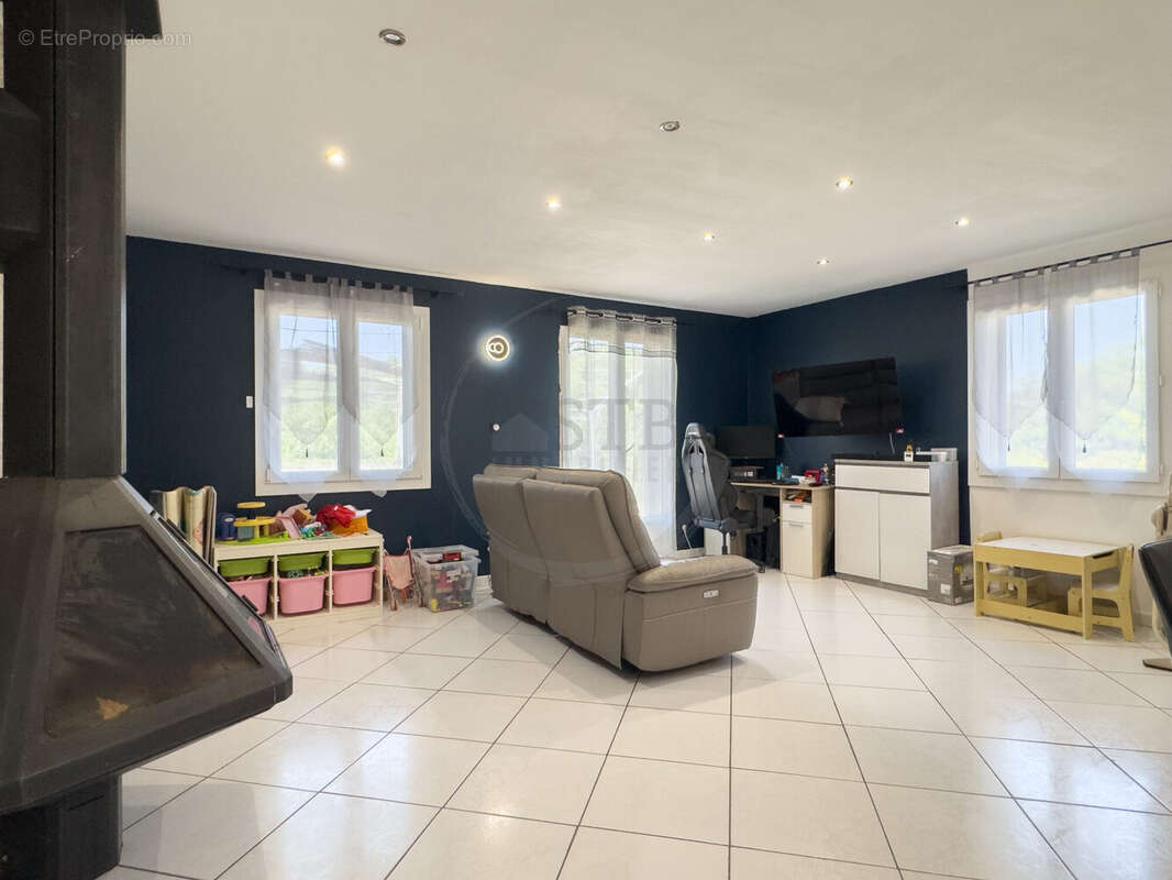 Maison 95 m² à La Voulte-Sur-Rhone  - photo 6