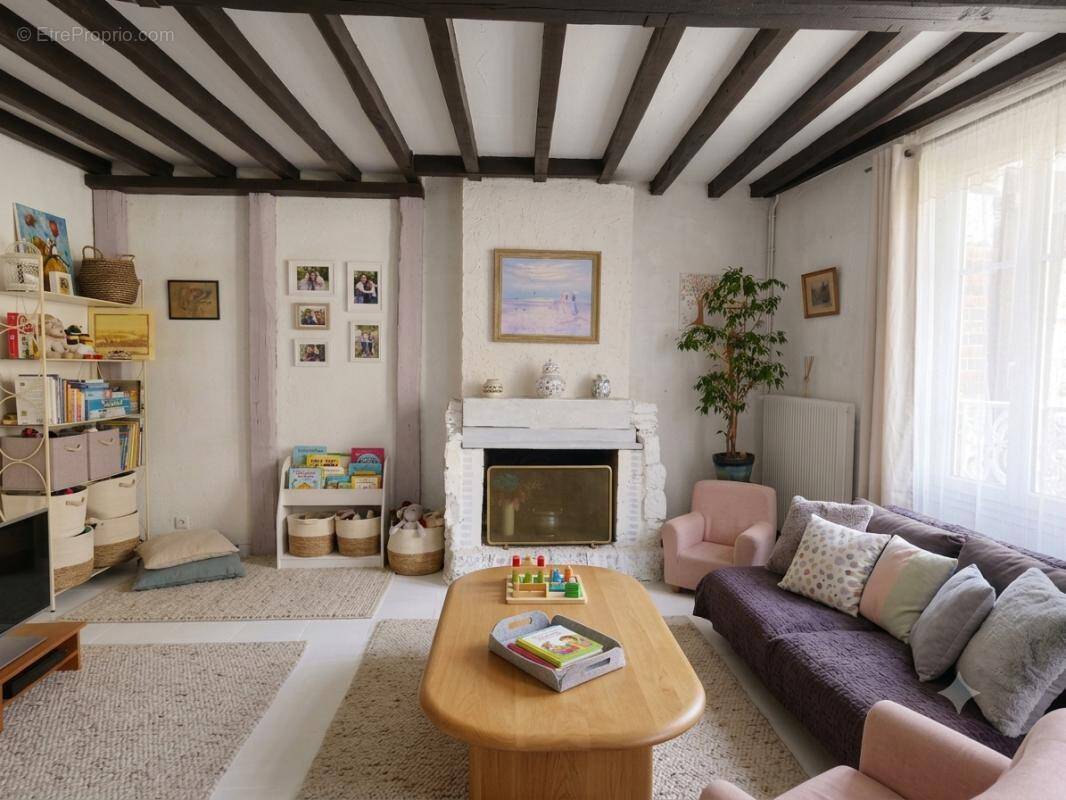Maison à EPERNON