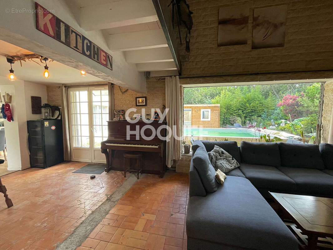 Maison à PARENTIS-EN-BORN