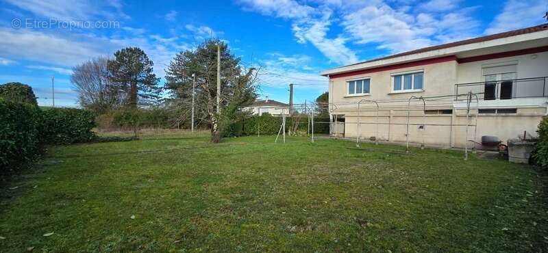 Maison à vendre 5 pièces PUJOLS (47) - photo 5