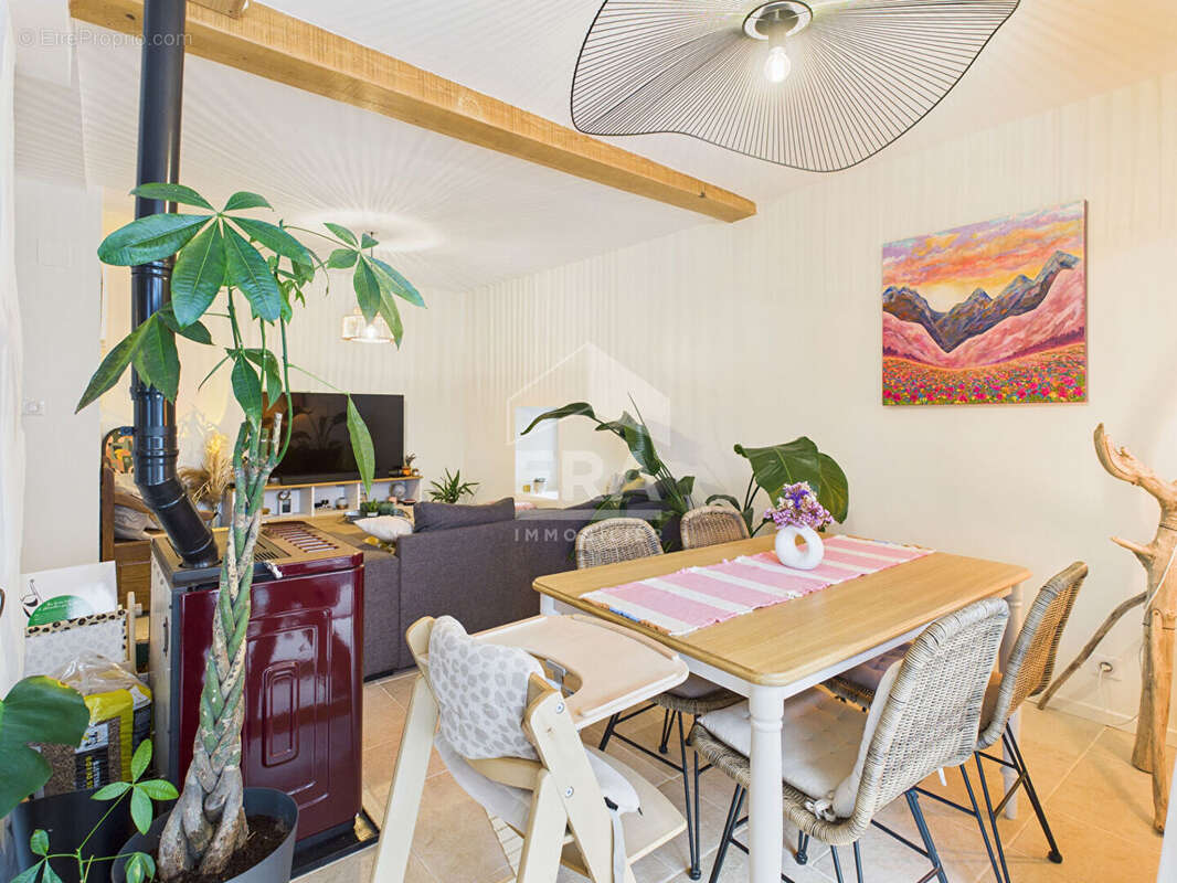 Hasparren - Vente Maison mitoyenne - entièrement rénovée avec jardin privatif - photo 4