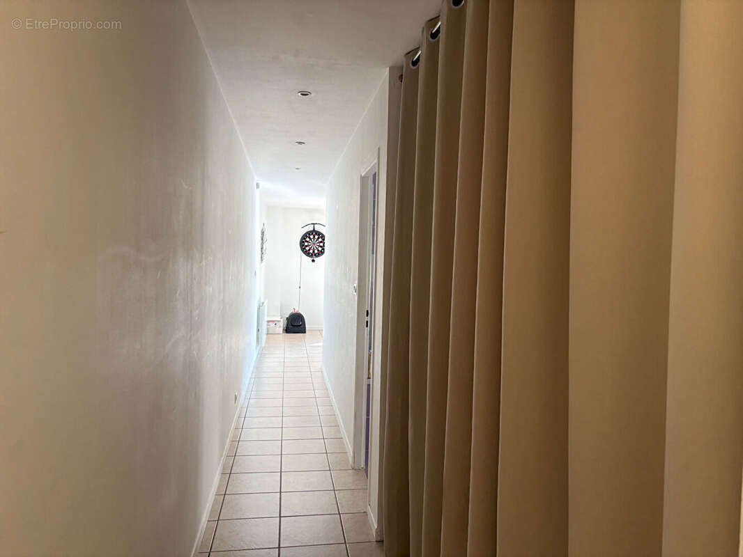 A vendre Locminé, appartement T3 95m², garage et patio - photo 9