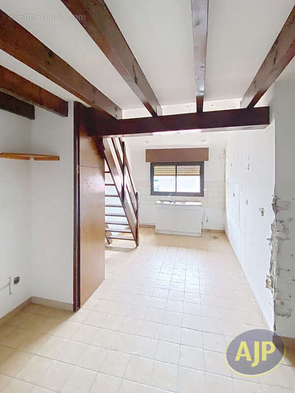 Lesparre Medoc Appartement T2  DUPLEX 43m2 - photo 3