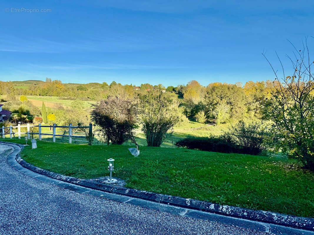 Maison à CASSENEUIL