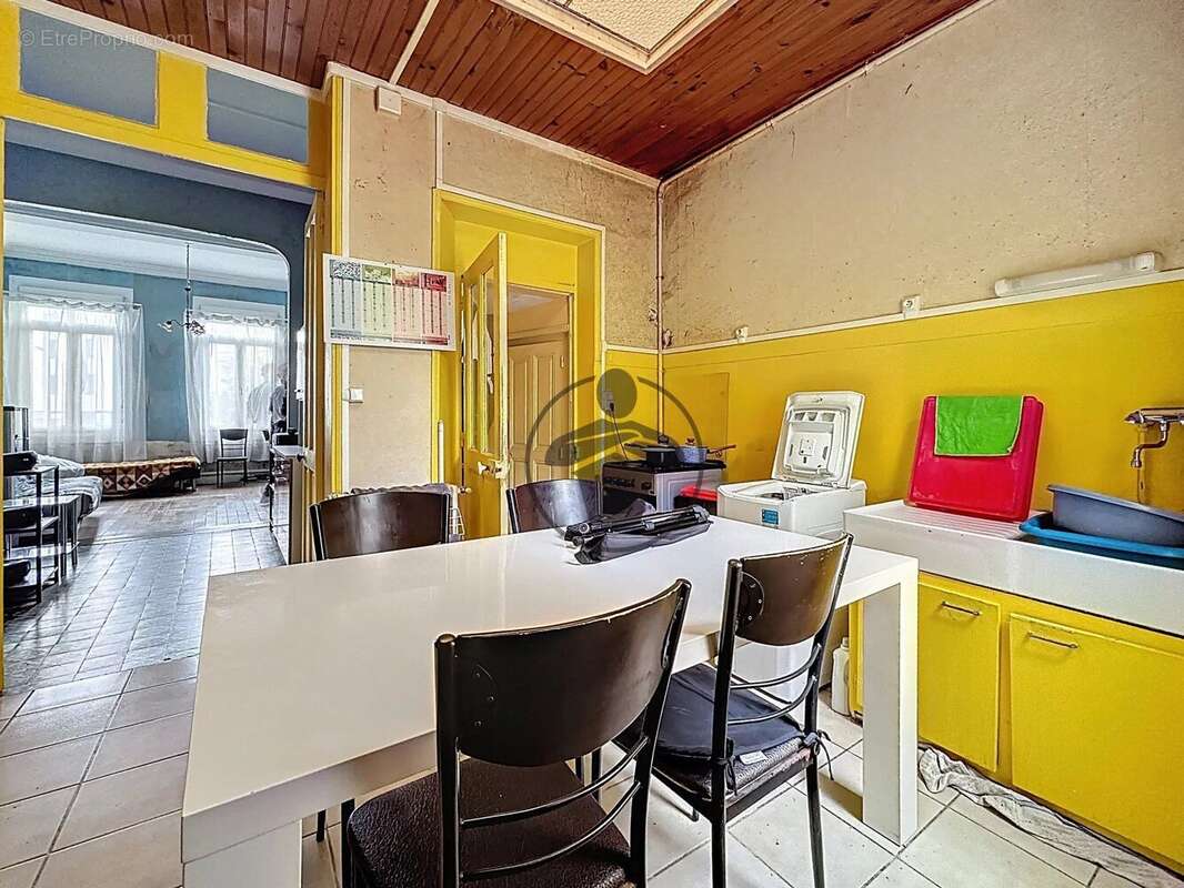 Maison à SAINT-QUENTIN