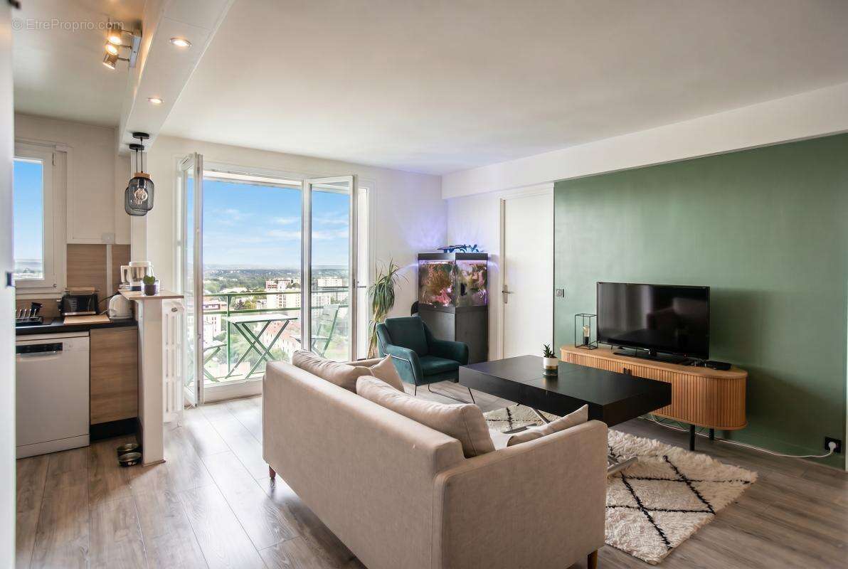 Appartement à RUEIL-MALMAISON