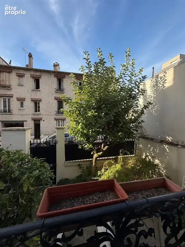 Maison a renover gare de becon les bruyeres - photo 6