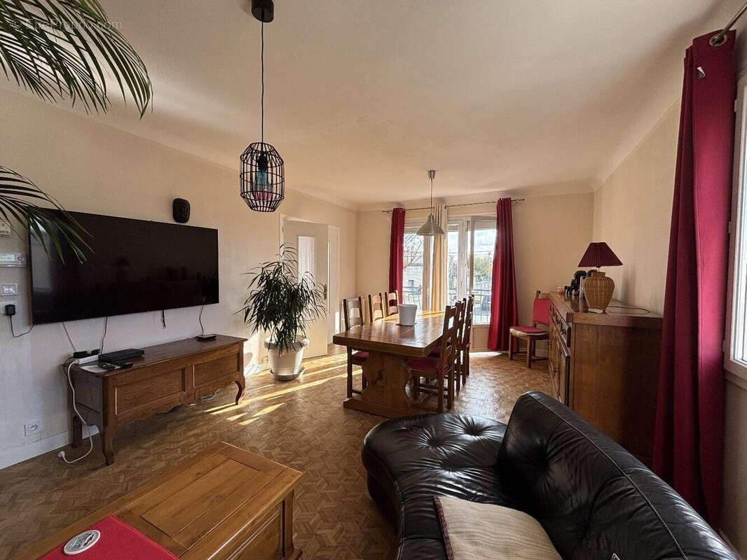 Maison à RUFFEC