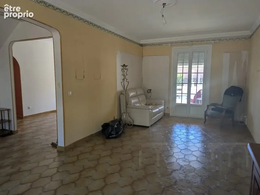 Maison 6 pièces 131 m² à vendre à Castries (34160) - photo 2