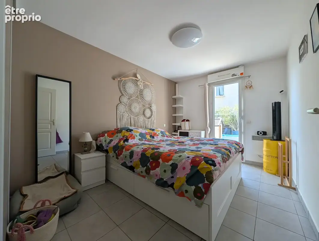 Vente appartement T3 de plain pied, avec jardin et box, à Peyrolles en Provence. - photo 5