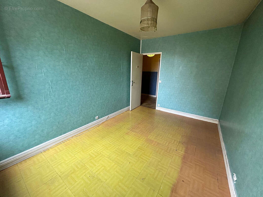 Appartement à L'HAY-LES-ROSES