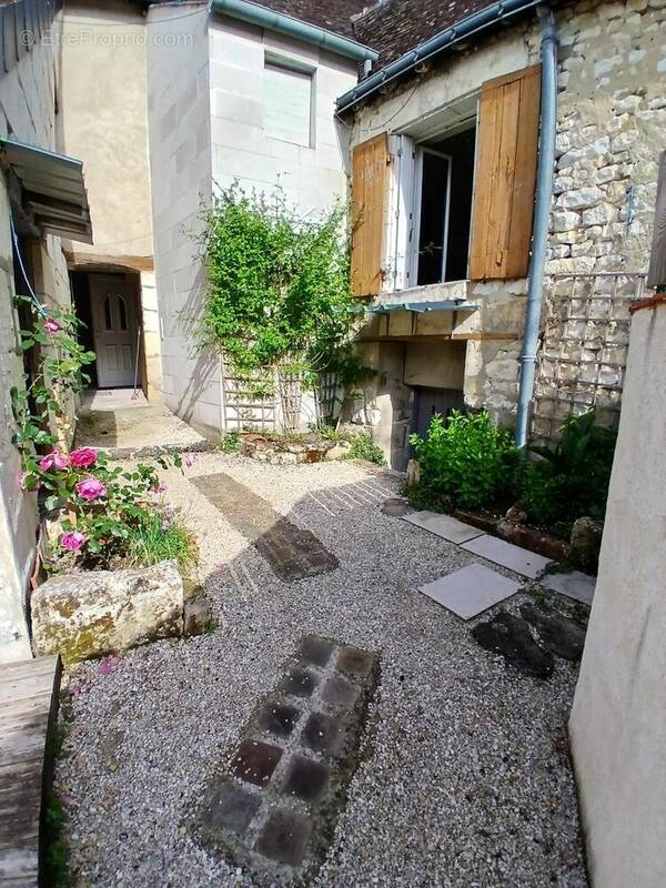 Photo 1 - Maison à LIGUEIL