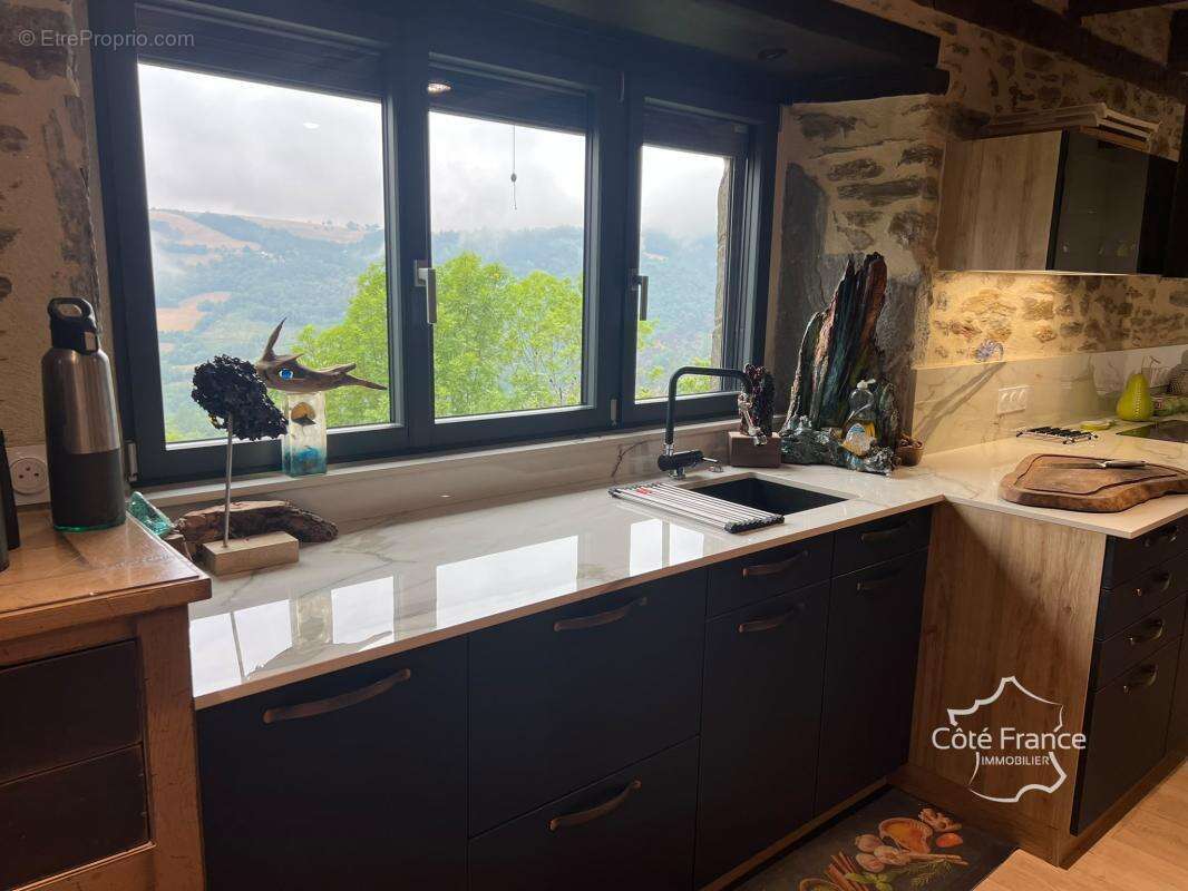 Magnifique maison de caractère T4 avec une très belle vue av - photo 10