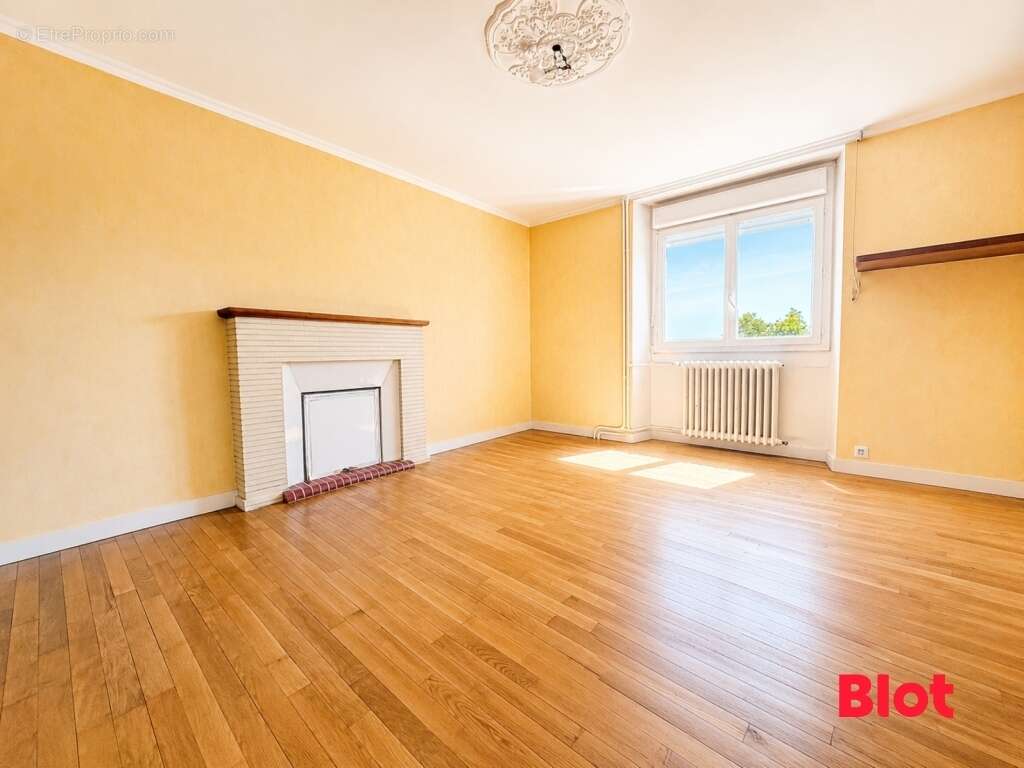 Maison 6 pièces 105 m² à vendre à Saint-Germain-Sur-Ille (35250) - photo 7