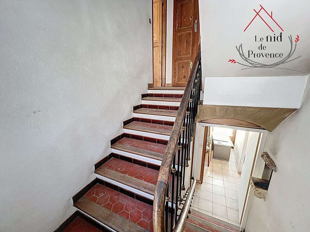 Maison à PERNES-LES-FONTAINES