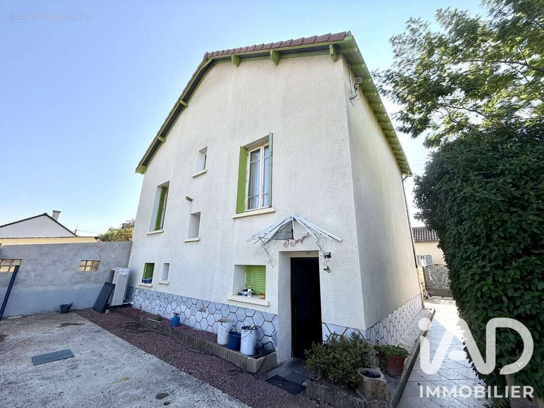 Maison 76 m² à Chatellerault  - photo 3