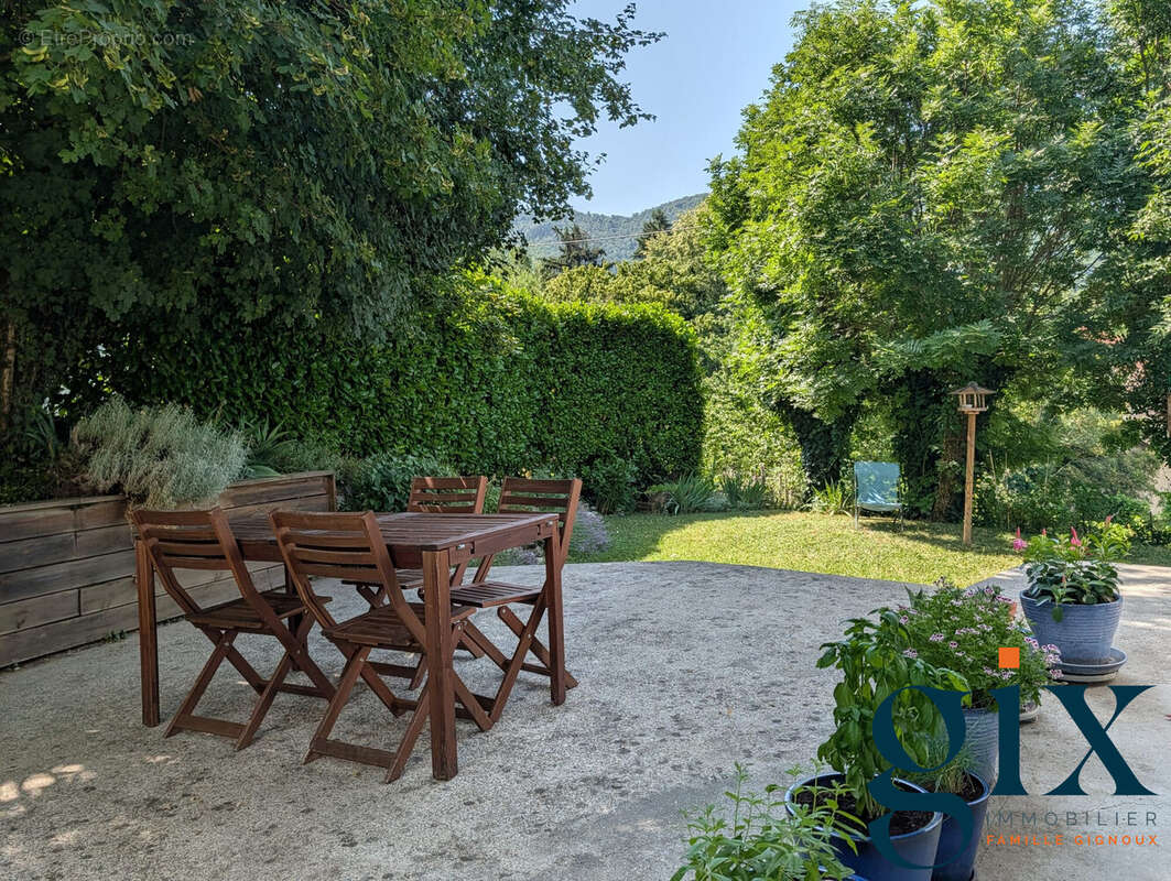 Maison 145 m² à Venon  - photo 2