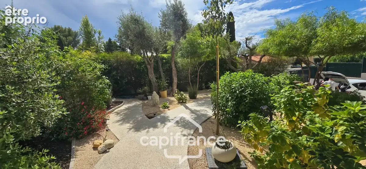 Appartement à vendre 3 pièces Rdc 3 parkings 2 garage BANDOL (83) - photo 24