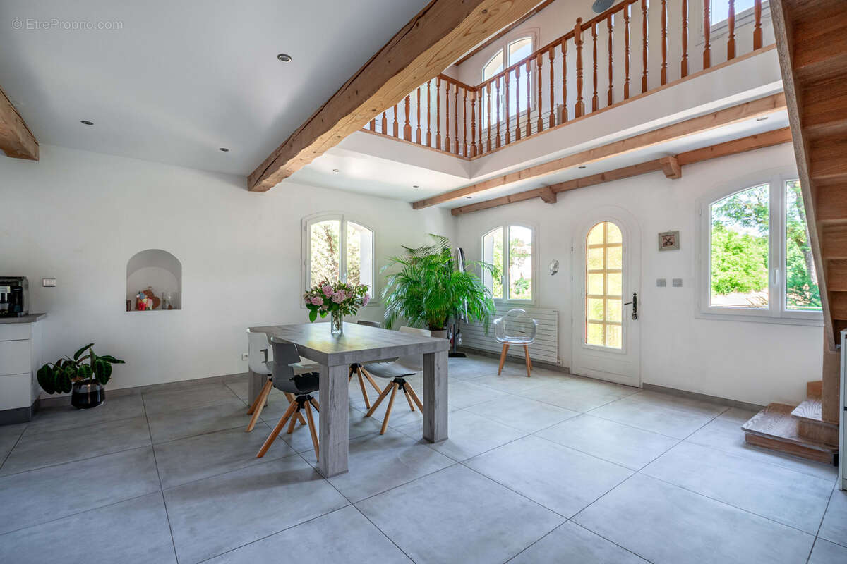 Maison à SOURCIEUX-LES-MINES