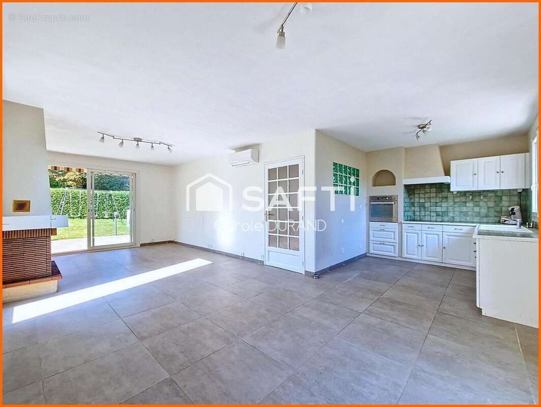 Photo 2 - Maison à LA VERPILLIERE