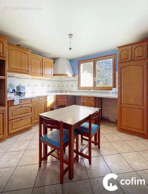 Cuisine de la maison 'libre'  - Maison à LOURDES