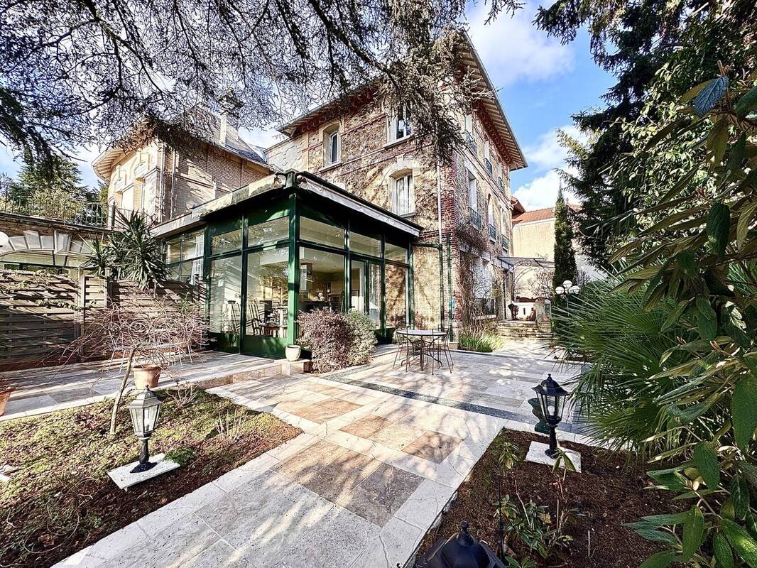 Maison à SUCY-EN-BRIE