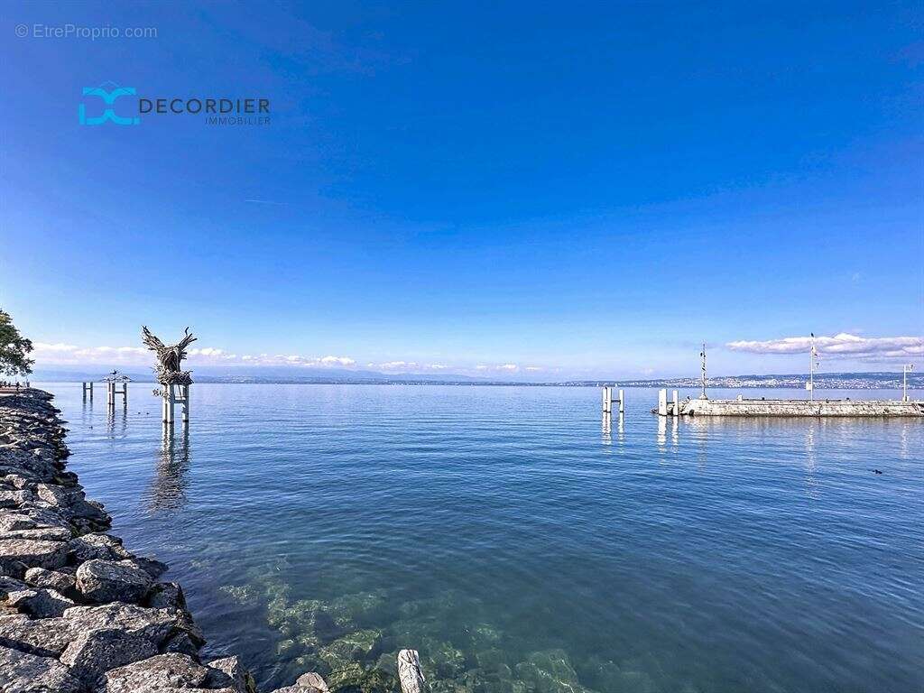 Appartement à EVIAN-LES-BAINS