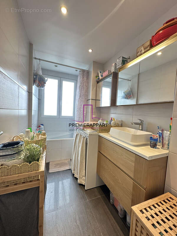 Appartement à HOUILLES