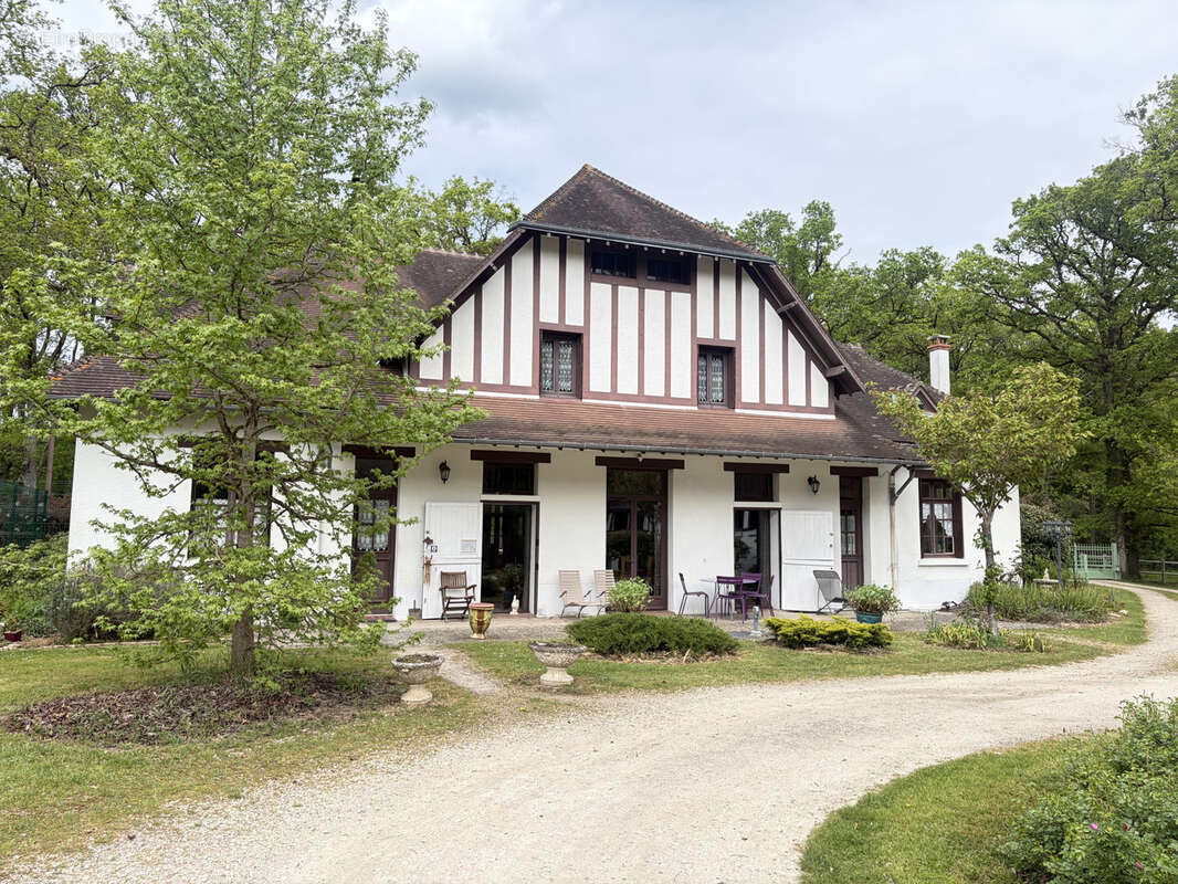 Maison à LIGNY-LE-RIBAULT