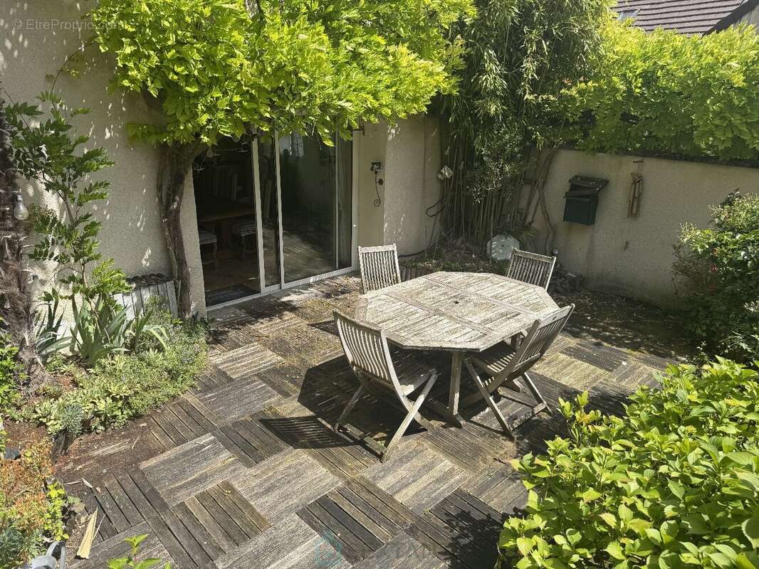 Maison à VETHEUIL