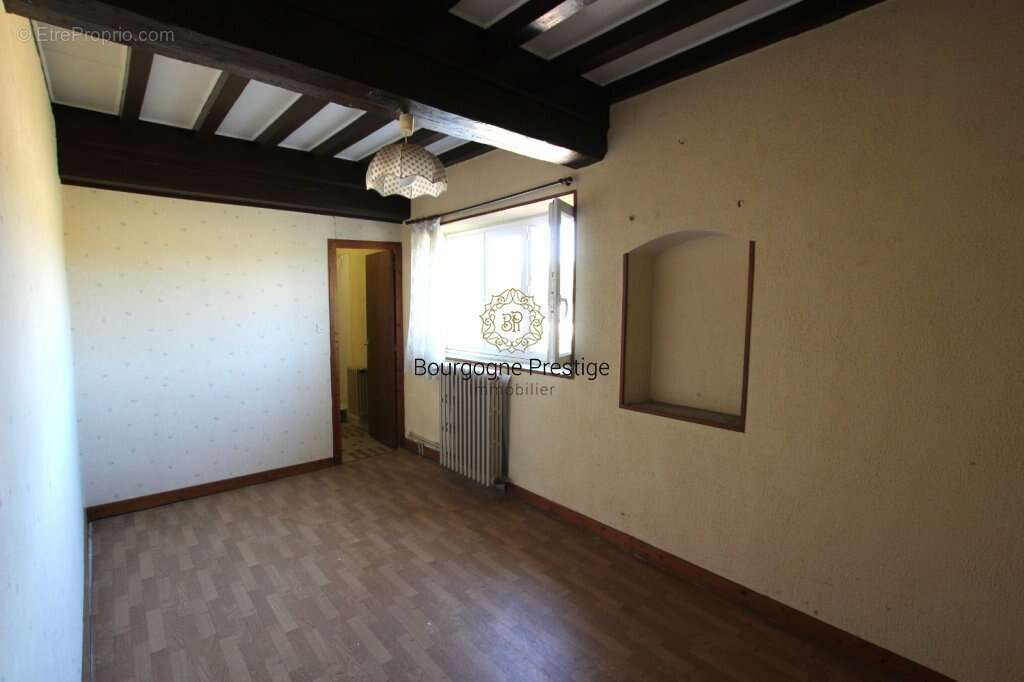 Maison à SENNECEY-LE-GRAND