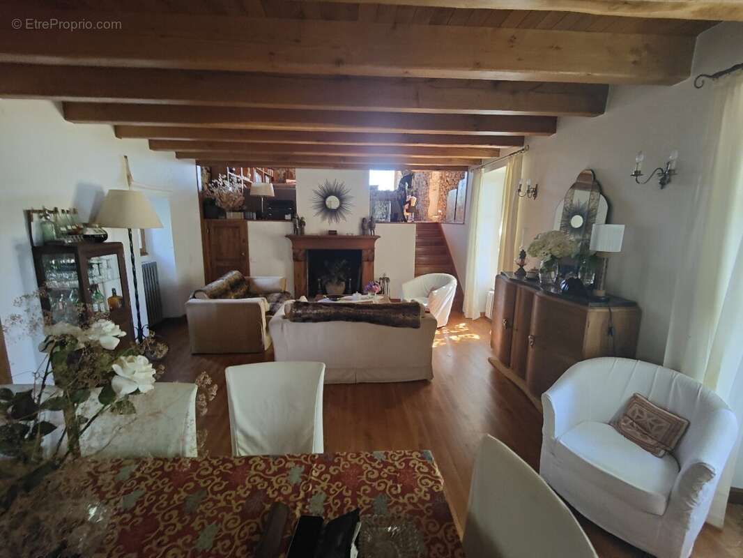 Segala-superbe maison de 1893 sur un terrain de7000m² - photo 10