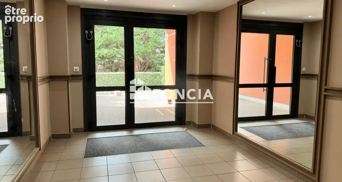Avignon - Appartement T2 de 32 m² au rez-de-chaussée, avec terrasse et parking, dans une résidence récente et sécurisée - photo 6