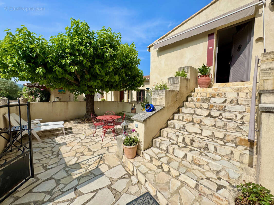 Appartement à SABLET