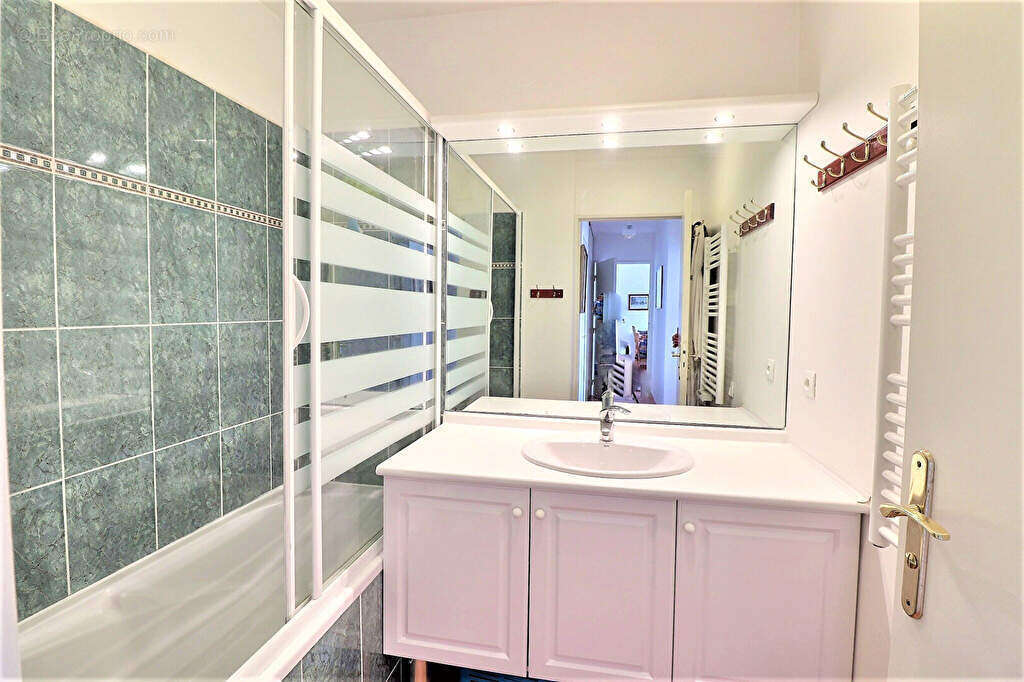 Appartement à MARSEILLE-12E