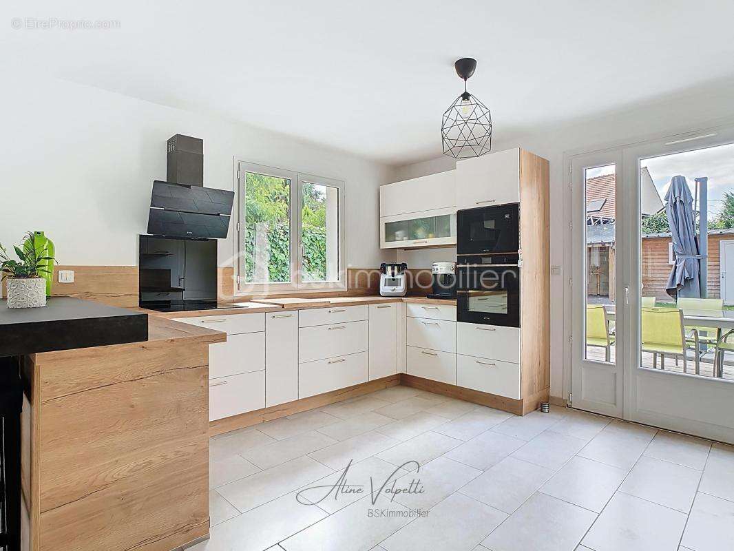 Maison à SAINT-GERMAIN-SUR-MORIN