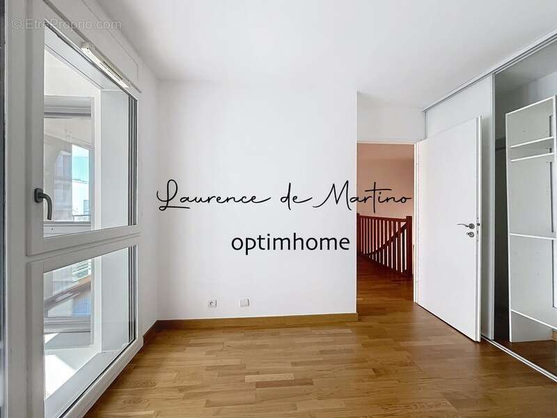 Appartement à NANTERRE