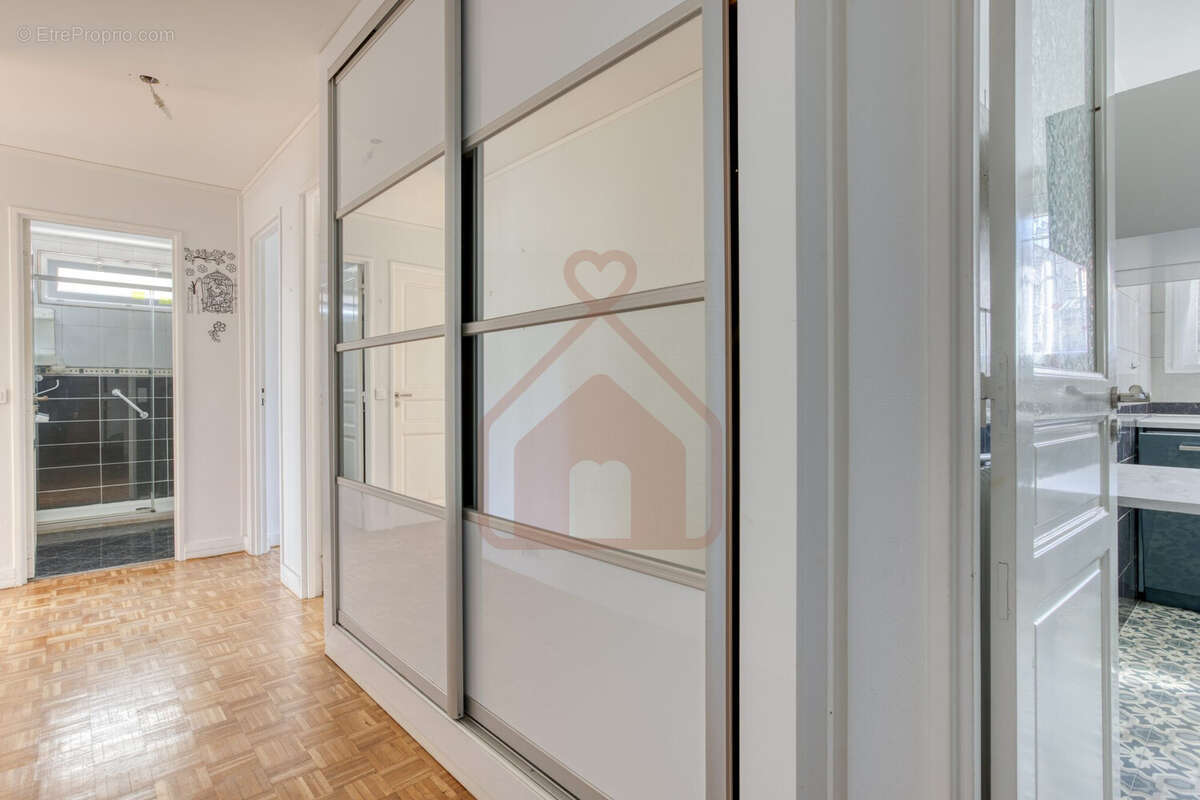 Appartement à LE KREMLIN-BICETRE