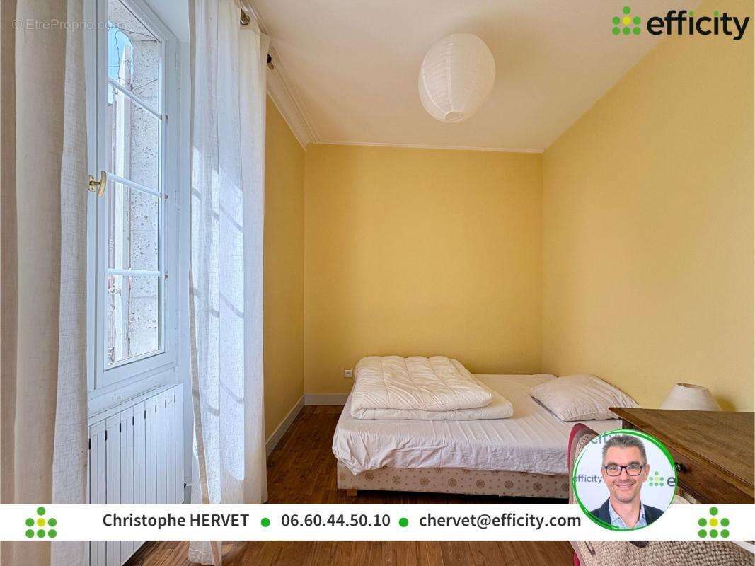 Maison 210 m² à Vindelle  - photo 12