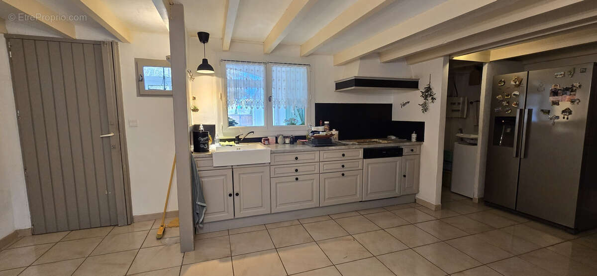 Maison à MORIERES-LES-AVIGNON