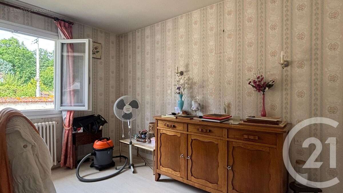 Maison 131 m² à Sorel-Moussel  - photo 5