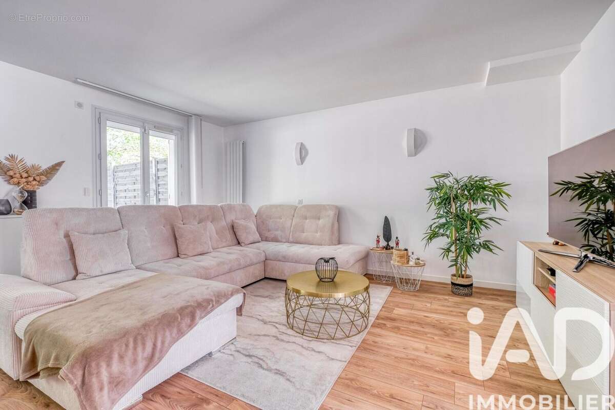 Photo 2 - Maison à SERRIS