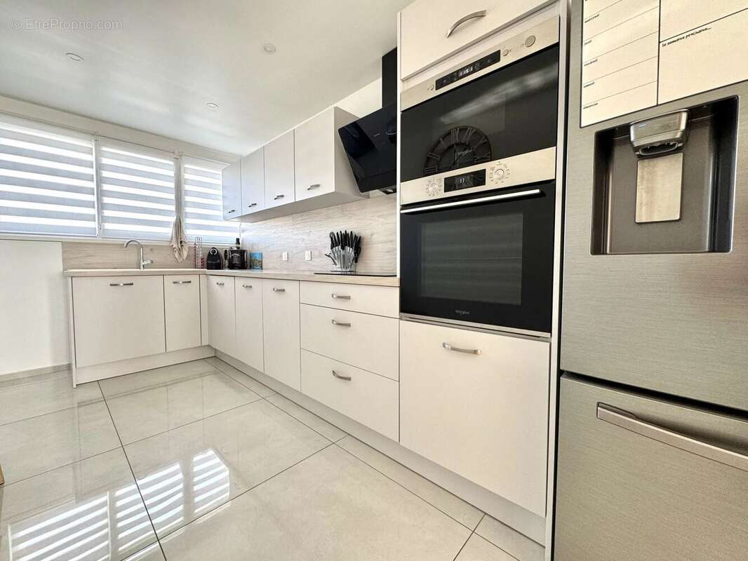 Appartement à ROGNAC