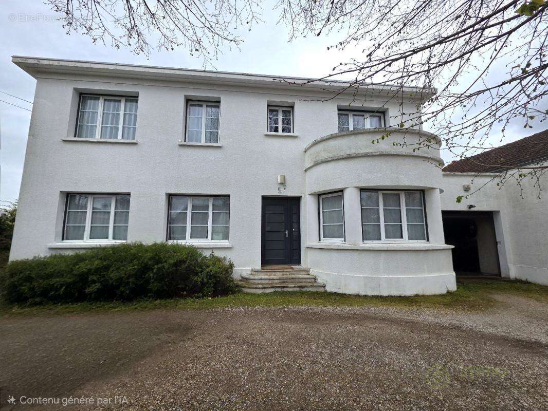 Maison à GOND-PONTOUVRE