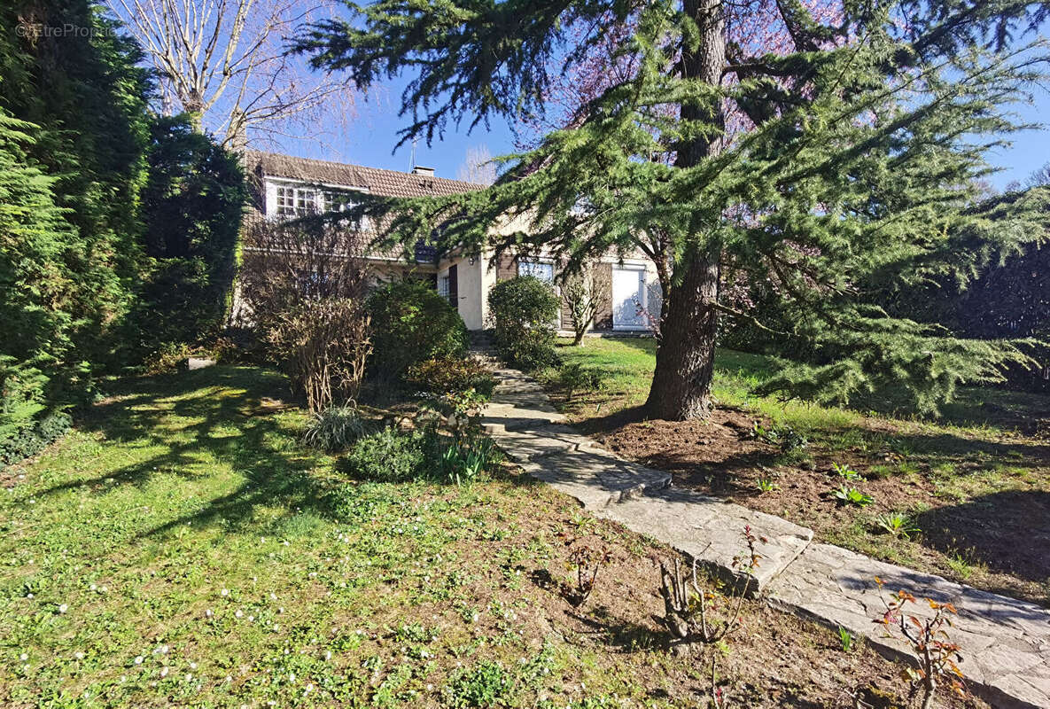 Maison à ROSNY-SOUS-BOIS