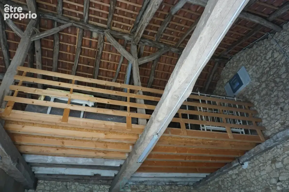 Ancienne maison forte du XIIIe siècle, nichée sur les hauteurs de la petite Venise du Périgord. - photo 19
