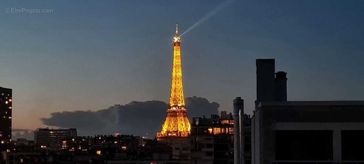 Appartement à PARIS-15E